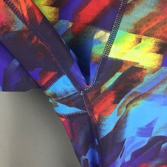 Athleta Colorburst Sonar Rainbow Print Compression Leggings Size XS - Picture 12 of 14
